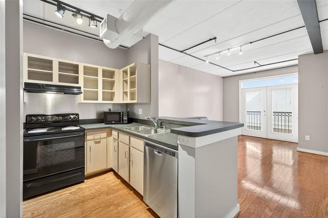 800 Peachtree NE Street 1401, Atlanta, GA 30308