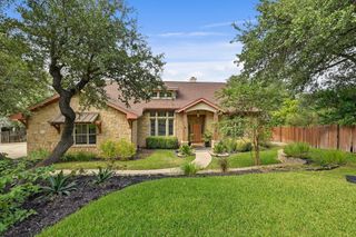 104 Schooner DR, Lakeway, TX 78738
