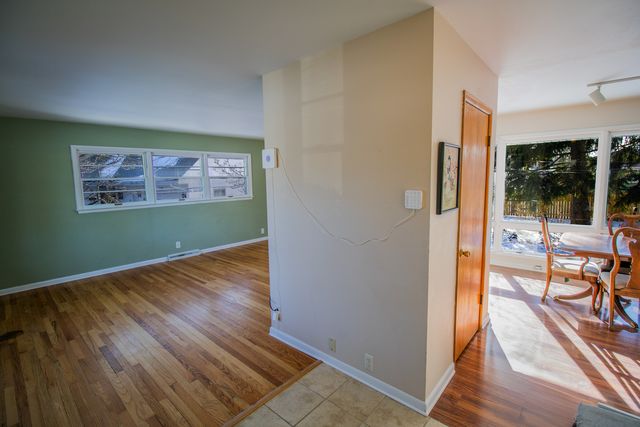 100 Warren Place, Dekalb, IL 60115