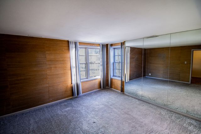 100 Warren Place, Dekalb, IL 60115