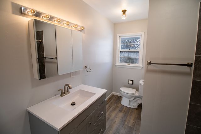 100 Warren Place, Dekalb, IL 60115