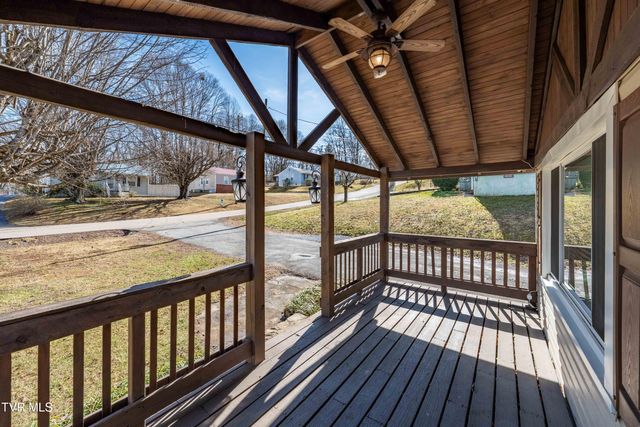 1203 North Barton Street, Johnson City, TN 37604