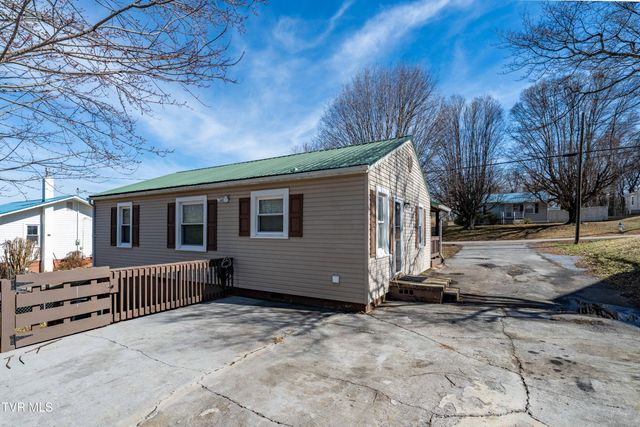 1203 North Barton Street, Johnson City, TN 37604