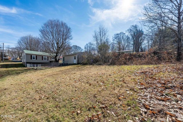 1203 North Barton Street, Johnson City, TN 37604