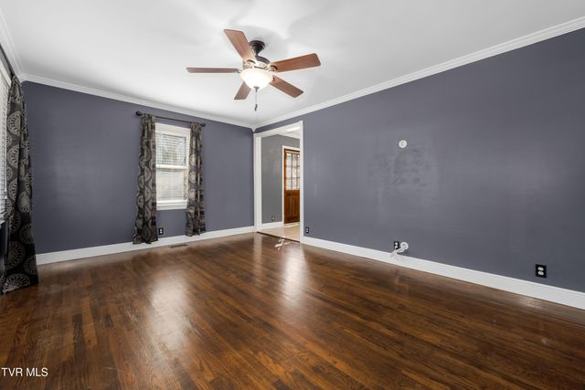 1203 North Barton Street, Johnson City, TN 37604