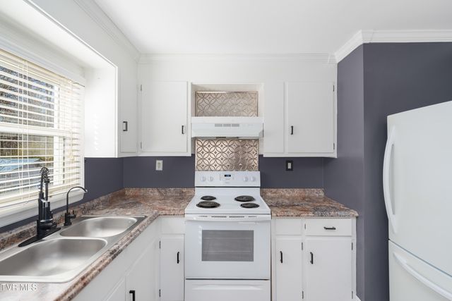 1203 North Barton Street, Johnson City, TN 37604