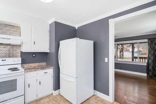 1203 North Barton Street, Johnson City, TN 37604