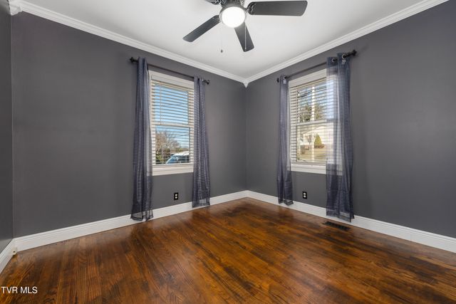 1203 North Barton Street, Johnson City, TN 37604