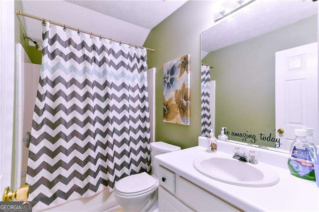 4926 Lake Park Lane, Acworth, GA 30101