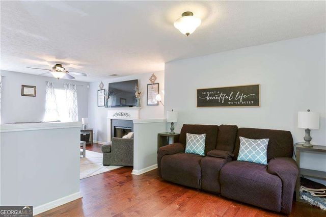 4926 Lake Park Lane, Acworth, GA 30101