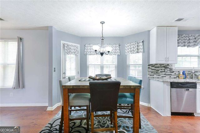 4926 Lake Park Lane, Acworth, GA 30101
