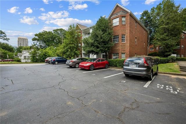 1041 State Street NW 24, Atlanta, GA 30318