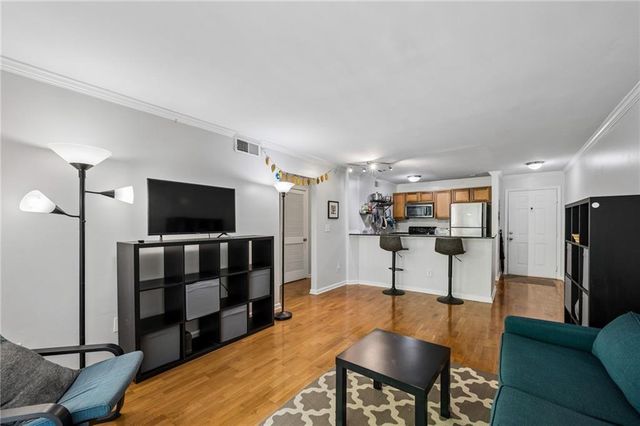 1041 State Street NW 24, Atlanta, GA 30318