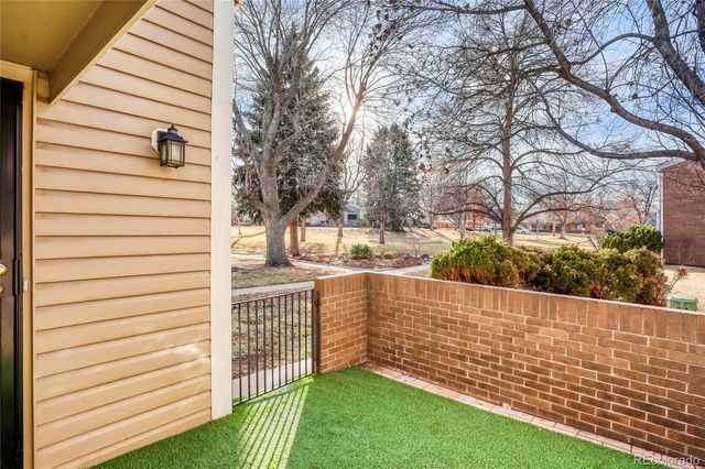 1063 W Powers Avenue, Littleton, CO 80120