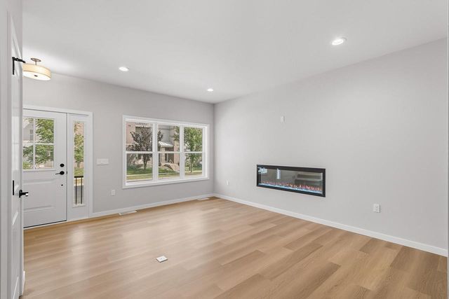 2811 Crinkle Root Drive, Fitchburg, WI 53711