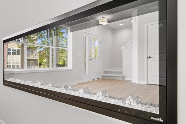 2811 Crinkle Root Drive, Fitchburg, WI 53711