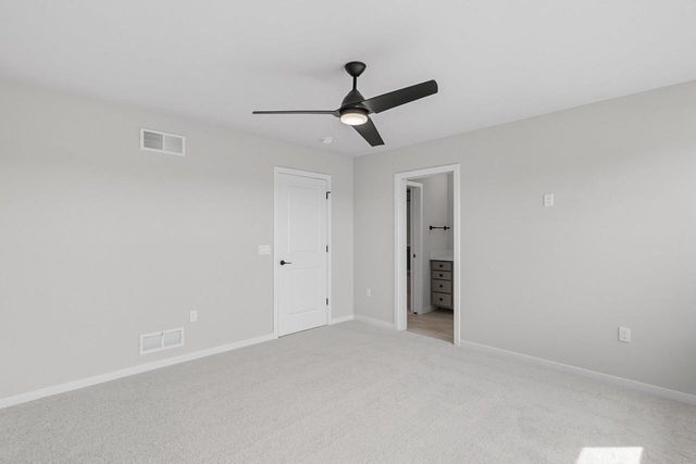 2811 Crinkle Root Drive, Fitchburg, WI 53711