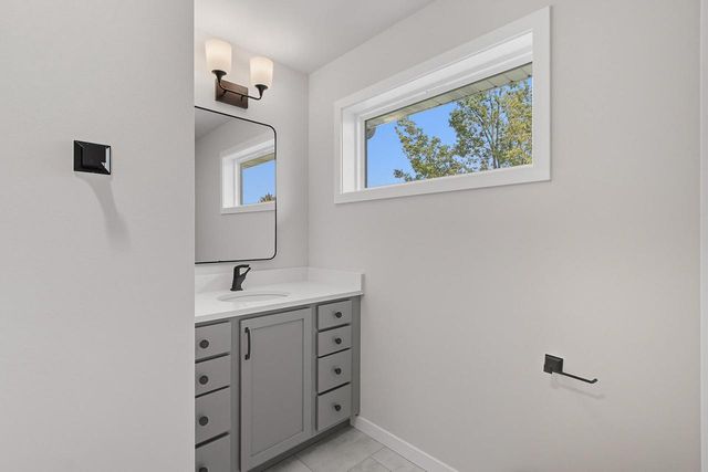 2811 Crinkle Root Drive, Fitchburg, WI 53711