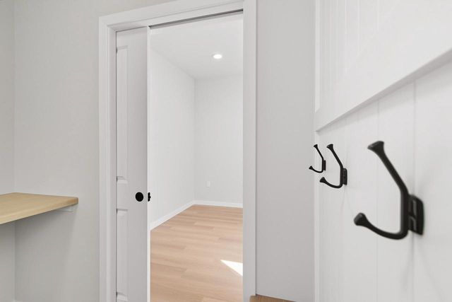 2811 Crinkle Root Drive, Fitchburg, WI 53711