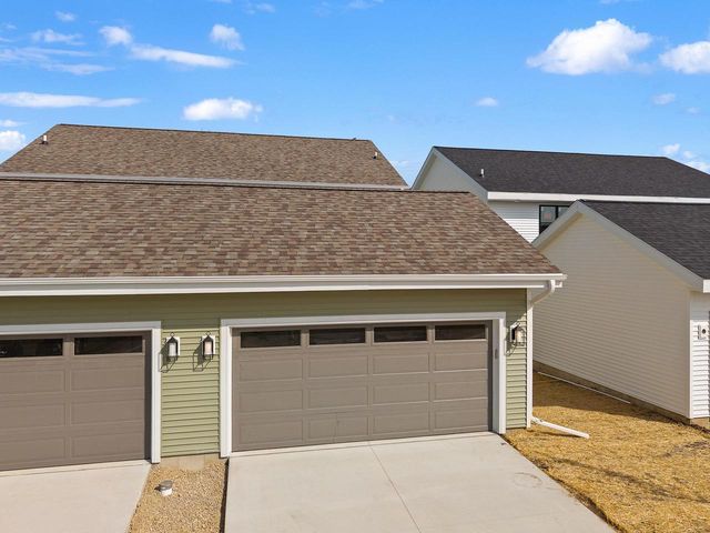 2811 Crinkle Root Drive, Fitchburg, WI 53711
