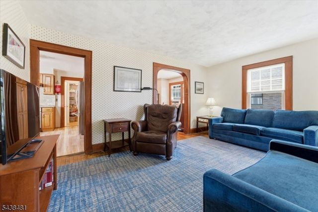 2104 Westfield Ave, Scotch Plains Twp., NJ 07076