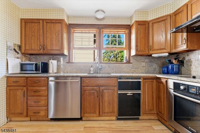 2104 Westfield Ave, Scotch Plains Twp., NJ 07076