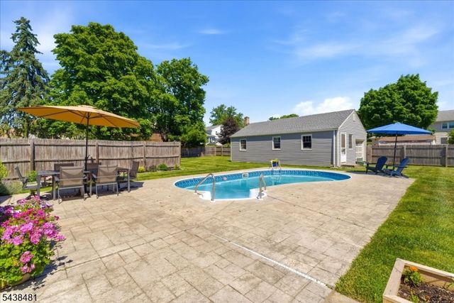 2104 Westfield Ave, Scotch Plains Twp., NJ 07076