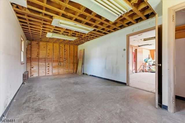 2104 Westfield Ave, Scotch Plains Twp., NJ 07076