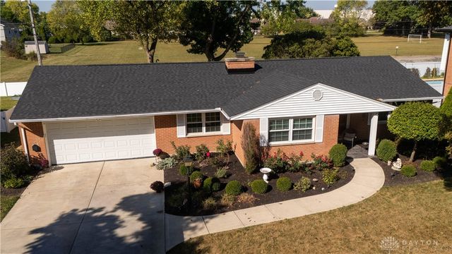 110 S Dorset Road, Troy, OH 45373