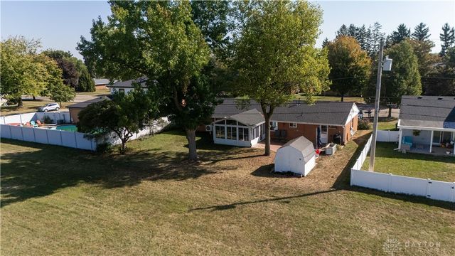 110 S Dorset Road, Troy, OH 45373