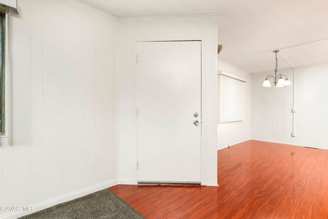 21213 Jimpson Way 244, Canyon Country, CA 91351