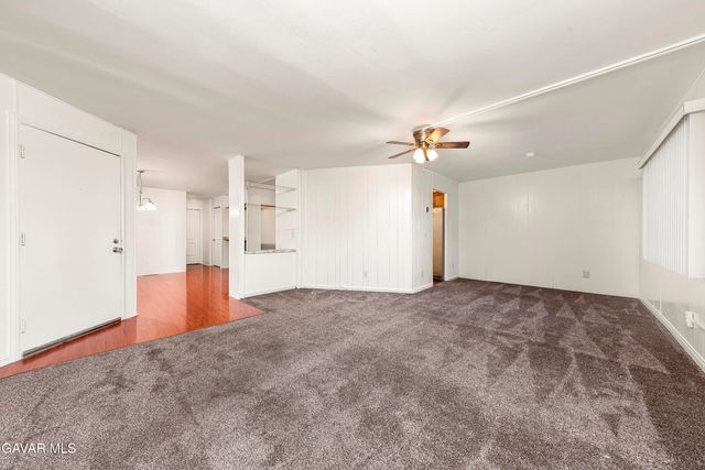 21213 Jimpson Way 244, Canyon Country, CA 91351