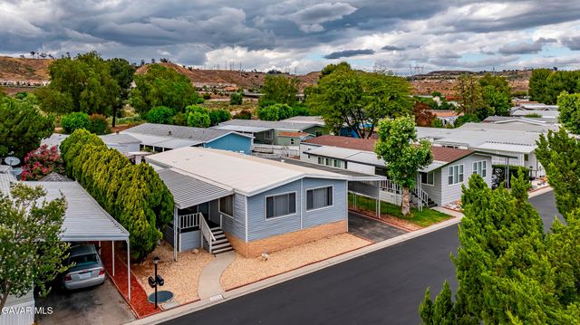 21213 Jimpson Way 244, Canyon Country, CA 91351