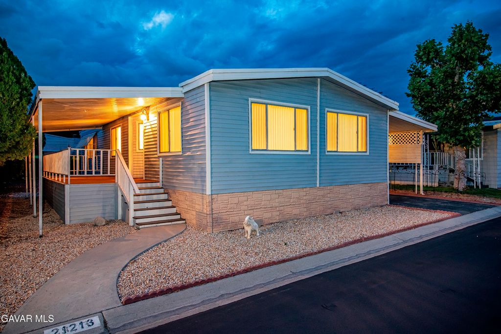 21213 Jimpson Way 244, Canyon Country, CA 91351