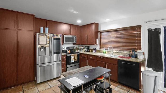 8441 Parkbrook Street, San Diego, CA 92114