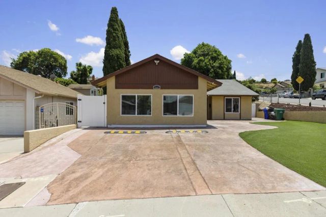 8441 Parkbrook Street, San Diego, CA 92114