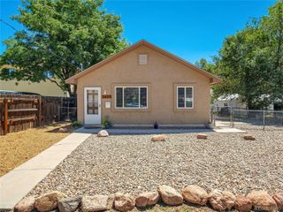 3025 Grandview Street, Colorado Springs, CO 80907