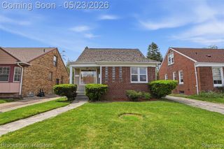 19759 Strathmoor Street, Detroit, MI 48235
