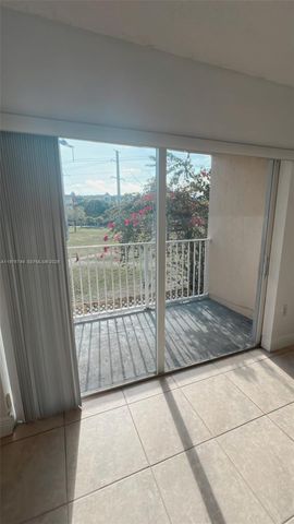 4920 NW 79th Ave 205, Doral, FL 33166