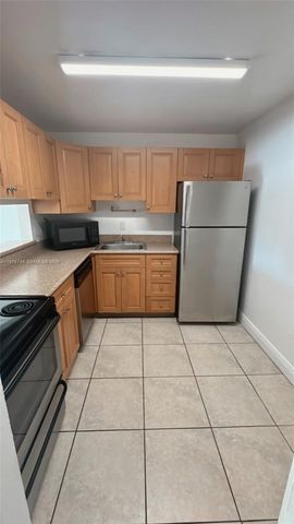 4920 NW 79th Ave 205, Doral, FL 33166