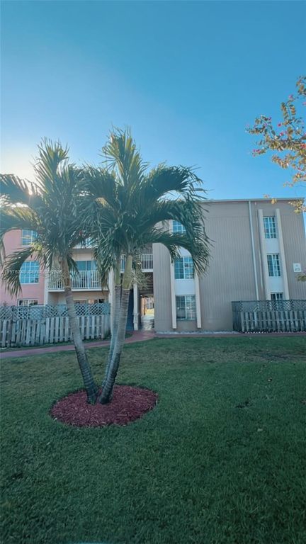 4920 NW 79th Ave 205, Doral, FL 33166