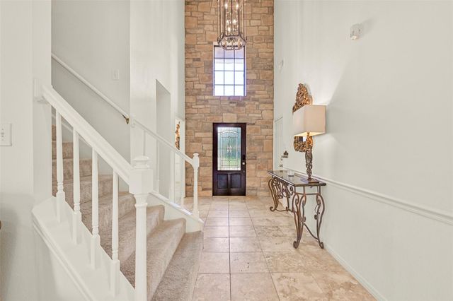 1501 W Castlewood Avenue, Friendswood, TX 77546