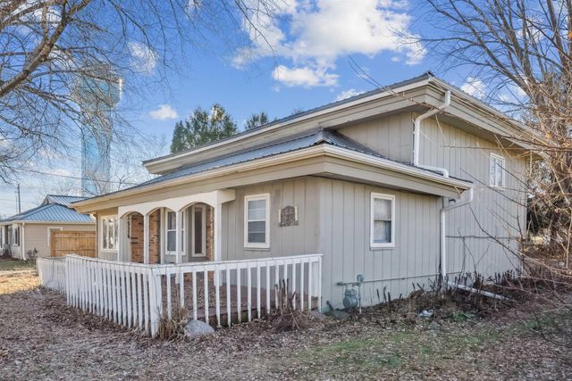 2926 Cypress Ave., Cedar Falls, IA 50613