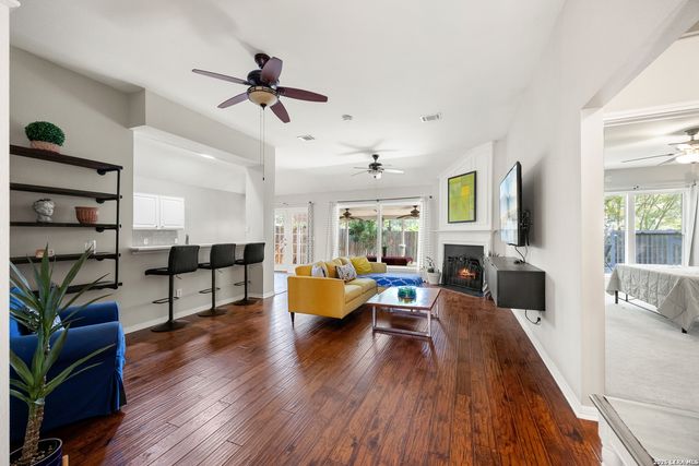 3011 FALL CREST DR, San Antonio, TX 78247