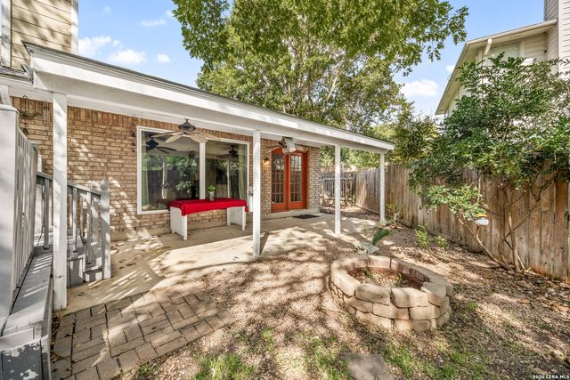 3011 FALL CREST DR, San Antonio, TX 78247