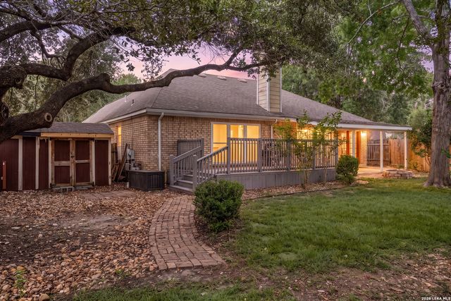 3011 FALL CREST DR, San Antonio, TX 78247