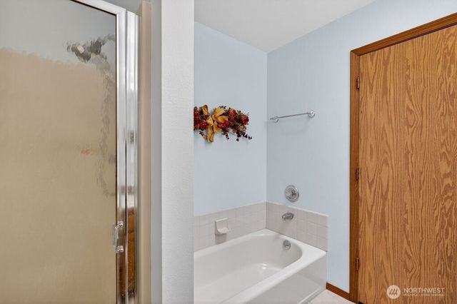 2105 Sutton Place, Wenatchee, WA 98801