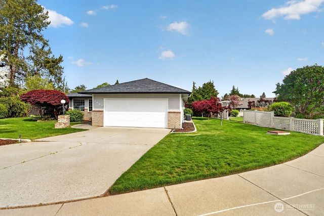 2105 Sutton Place, Wenatchee, WA 98801