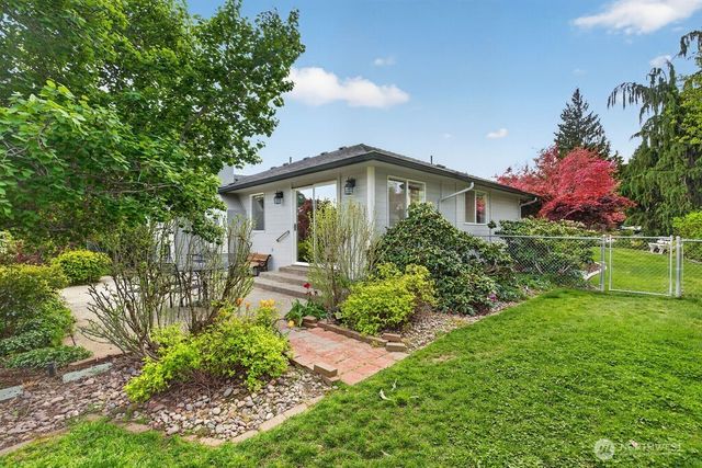 2105 Sutton Place, Wenatchee, WA 98801