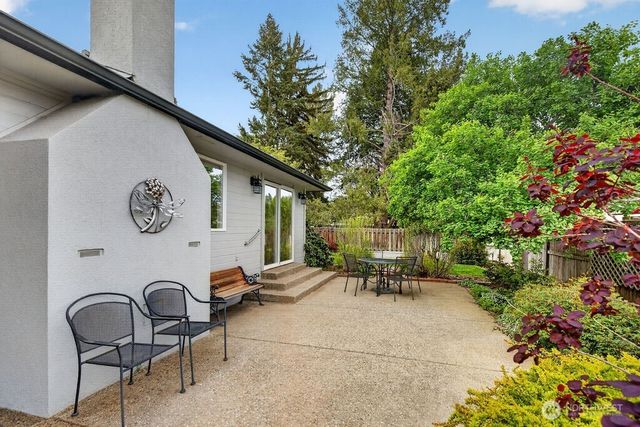 2105 Sutton Place, Wenatchee, WA 98801